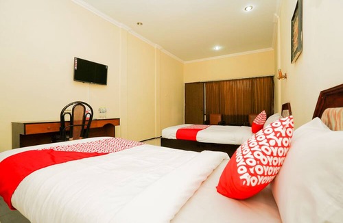 Probolinggo Hotel | Hotel O Tampiarto