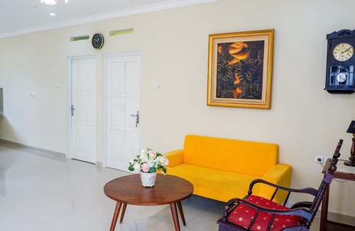 Ciwidey Hotel | OYO 1785 Villa Jeruk Ciwidey