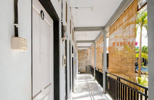 Asembagus Hostel | Hotel O sembagus Family