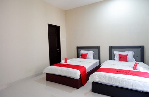 Purwokerto Hotel | RedDoorz Syariah near RSUD Margono Purwokerto