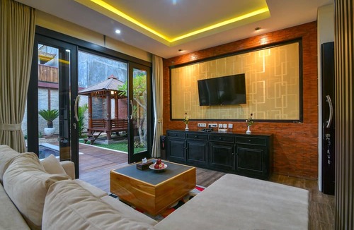 Lovina House | Villa Mozart