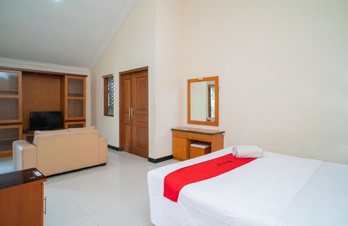 Kediri House | RedDoorz near Rumah Sakit Baptis Kediri