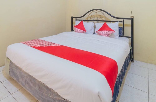 Ambon Hotel | OYO 2269 Hotel Astika