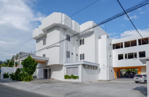 Palu House | RedDoorz Plus @ Cameloan Hotel Palu