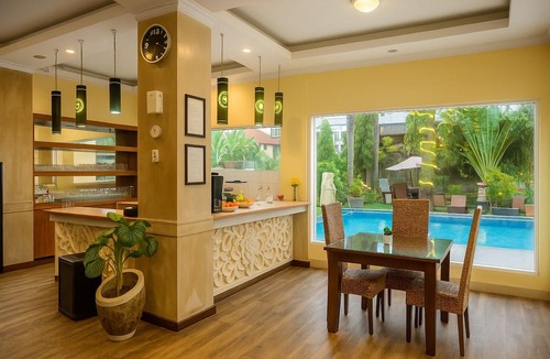 Denpasar Barat Hotel | Puri Saron Hotel Denpasar