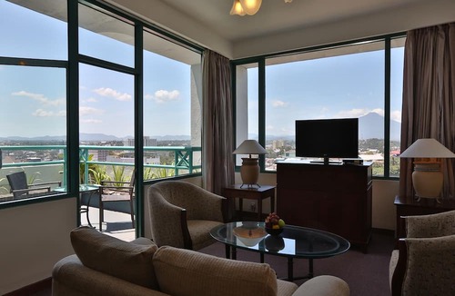 Manado City Centre Hotel | Aryaduta Manado