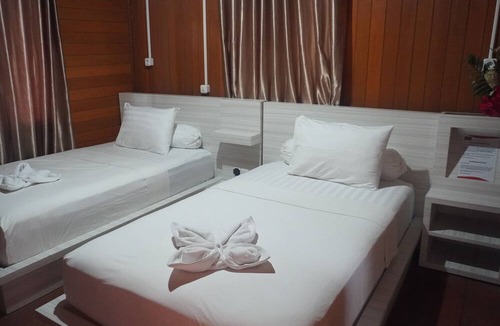 Palu Hotel | Granada Inn Palu