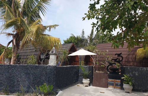 Sampalan Hotel | Jambu Guesthouse