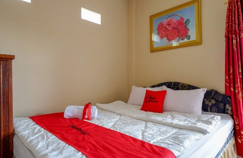 Majene Hotel | RedDoorz @ Hotel Aulia Majene