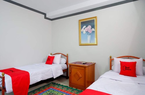 Majene Hotel | RedDoorz @ Hotel Aulia Majene