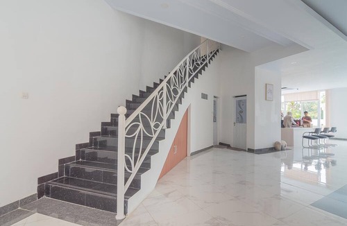 Tasikmalaya Hotel | RedDoorz Syariah @ Villa Grand Mutiara Tasikmalaya