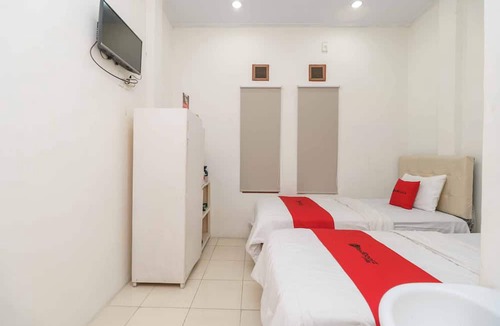 Hutagodang Hotel | RedDoorz @ Haraito Tarutung