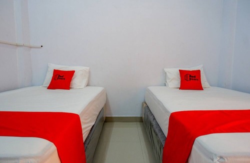 Baturaden Hotel | RedDoorz near Lokawisata Baturaden 2
