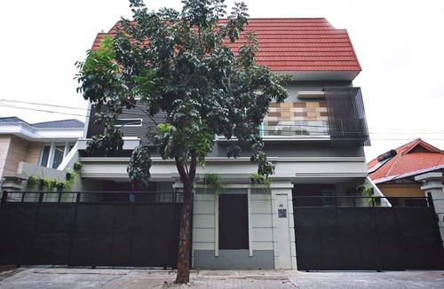 Melawai Cabin | Blossom Resident Blok M