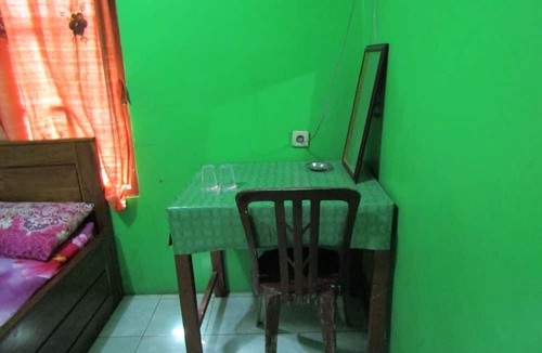 Kretek Cabin | Losmen Kinasih Puncak & Gazebo Pandang