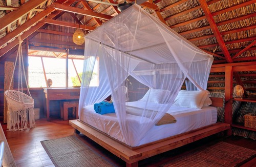 Rote Island House | Loedi Bungalows Rote