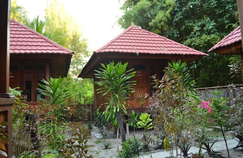Hoga Island House | Hoga Dive Inn Wakatobi