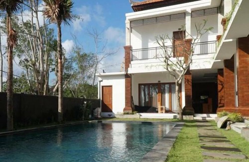 Pecatu House | Seno Guesthouse & Cafe