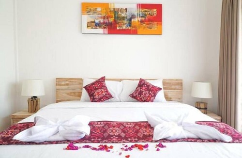 Pecatu House | Seno Guesthouse & Cafe