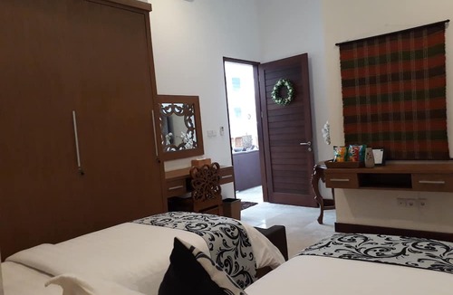 Senggigi Villa | Narvik Villa