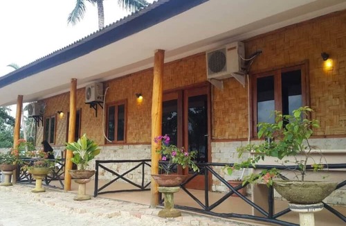 Telukbakau Bed & Breakfast | New Marjoly Beach & Resort