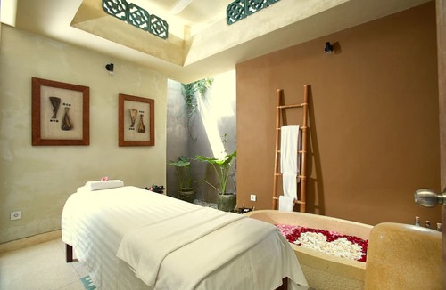 Sanur Kauh Hotel | Visakha Sanur by Puri Signatures
