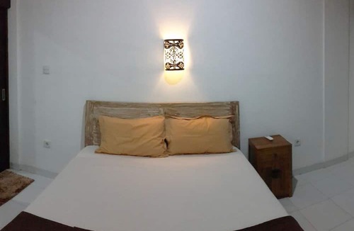 Legian Hotel | Kubu B'dauh Homestay