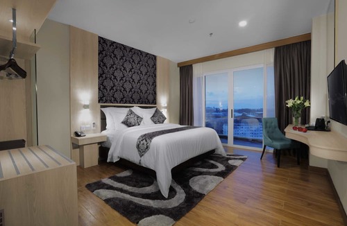Lubuk Baja Hotel | Aston Batam Hotel & Residence