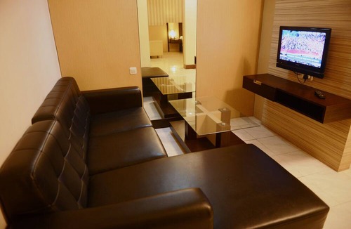 Jember Hotel | Hotel 88 Diponegoro Jember by WH