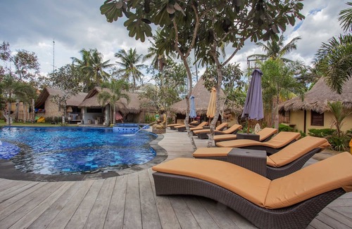 Mushroom Bay Resort | Sanghyang Bay Villas