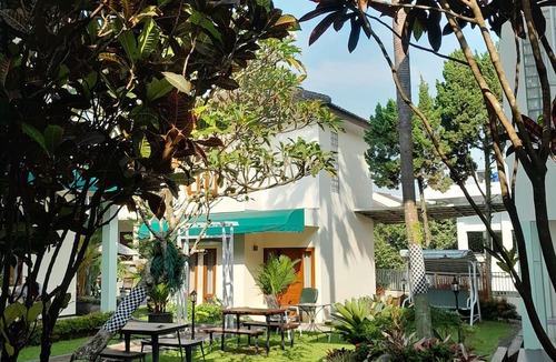 Garut Hotel | Aleyra Hotel and Villa Garut