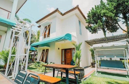 Garut Hotel | Aleyra Hotel and Villa Garut