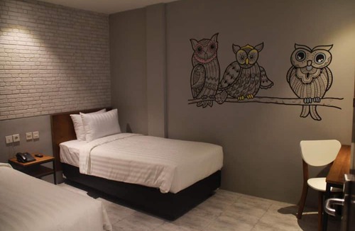 Surabaya Cabin | Nite & Day Surabaya - Kedungdoro