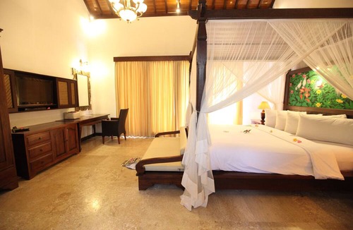 Mangsit Hotel | The Villas by Puri Mas Boutique Resort