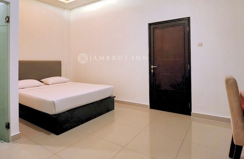 Menteng Hotel | Jambrut Inn
