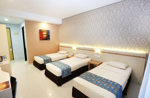 Paciran Hotel | Tanjung Kodok Beach Resort