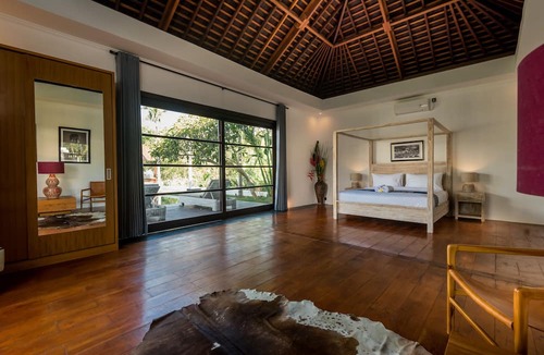 Central Seminyak Villa | The Christina Estate