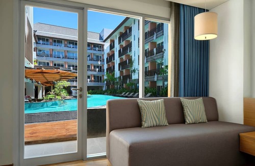 Sunset Road Hotel | Fairfield by Marriott Bali Kuta Sunset Road