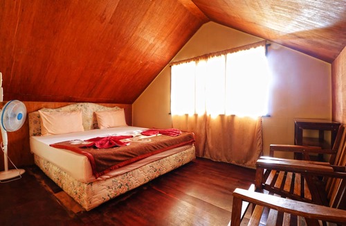 Ambarita House | Tuk Tuk Timbul Bungalows