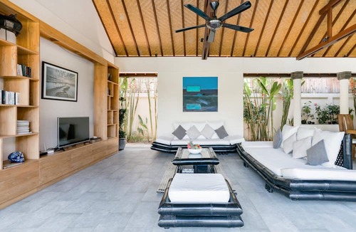 Jungut Batu Villa | Villa Lotus