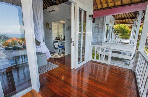 Ceningan Island Bed & Breakfast | Tatak Bunut Villa Nusa Ceningan