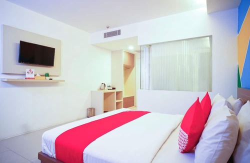 Palembang Hotel | Collection O 166 Hotel Princess