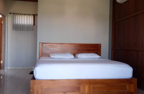 Mendoyo House | Khalisha Villa