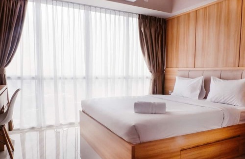 Jatinegara Apartment | Warm Interior Apartment near MT Haryono and Cawang
