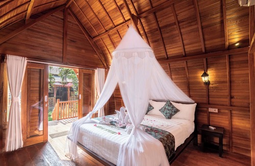 Pejarakan House | Made Taro Menjangan Homestay