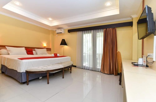 Pemogan Hotel | RedDoorz Plus near Mall Bali Galeria 2
