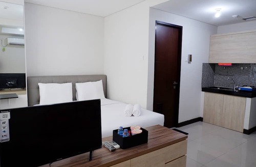 Jakarta Apartment | Close to Pool Studio Apartment Sky Terrace at Daan Mogot Baru