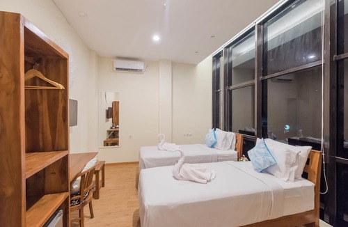Batu Bolong House | Caroline Guest House