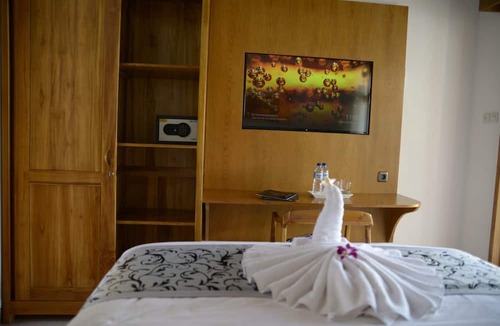 Medahan Bed & Breakfast | Villa Casablanca Surf Keramas