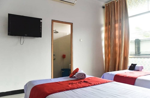 Biringkanya House | RedDoorz near Sultan Hasanuddin Airport 2